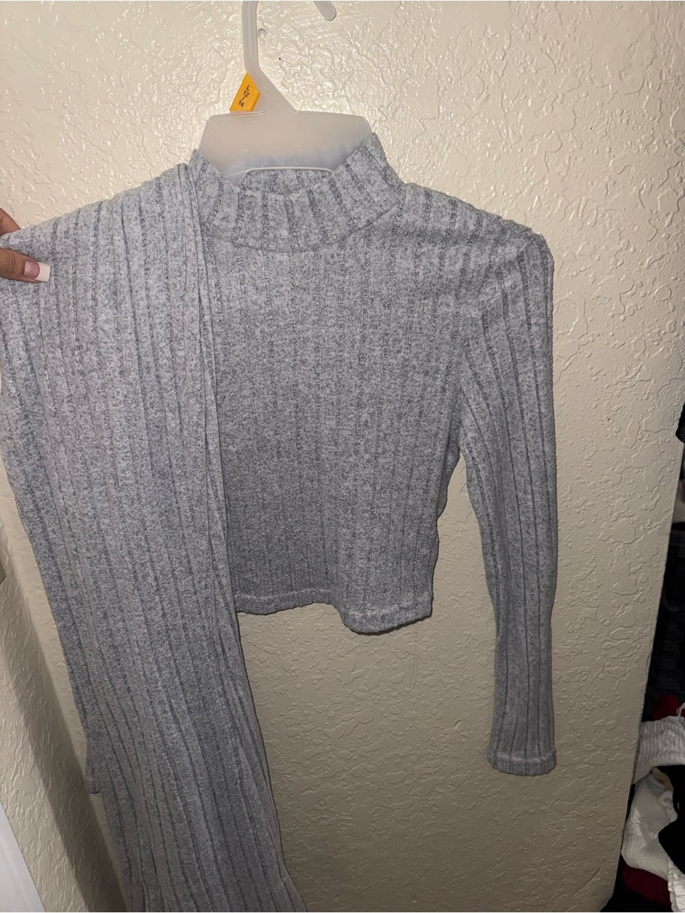 Women's Gray Ribbed Mock Neck Sweater Set top very cropped
